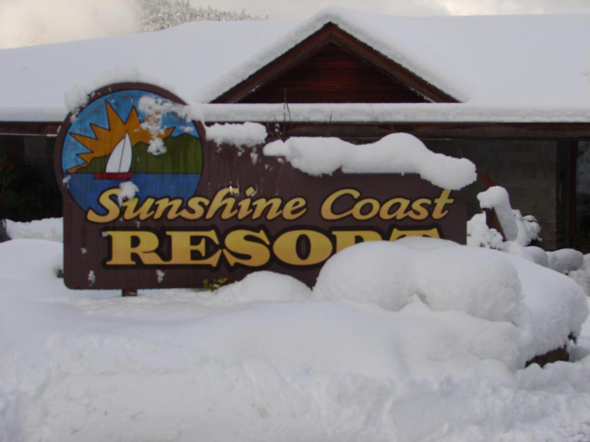 Sunshine Coast Resort Madeira Park Екстер'єр фото