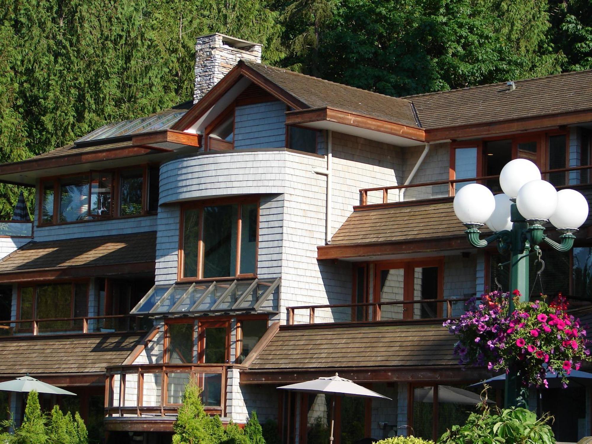 Sunshine Coast Resort Madeira Park Екстер'єр фото